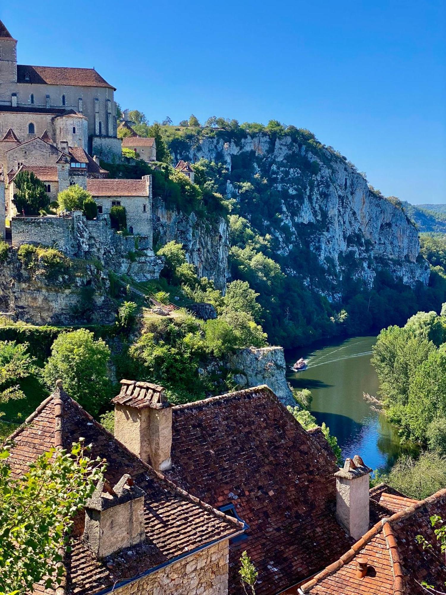 La Maison De Ganil Saint-Cirq-Lapopie Exterior foto